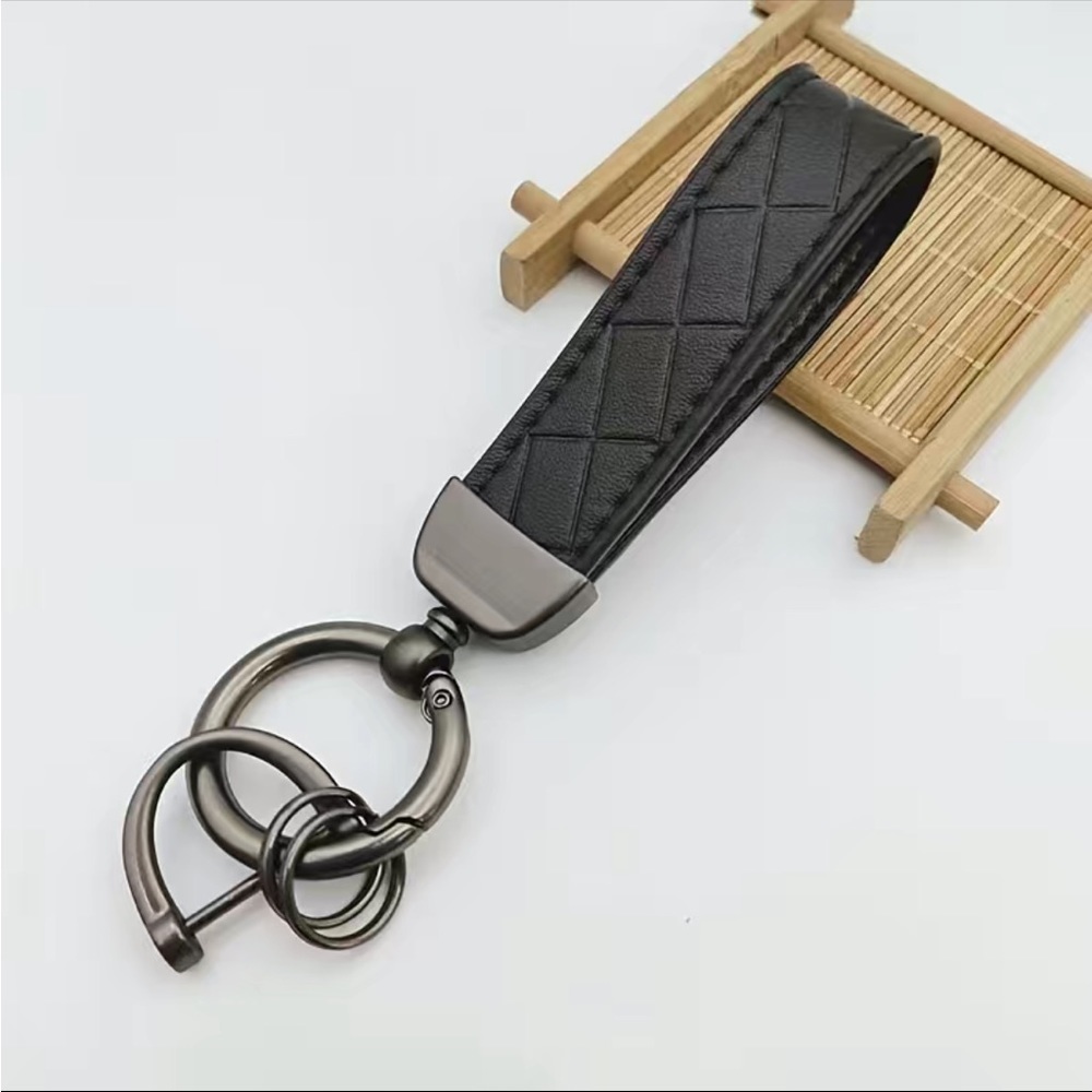 Leather Car Keychain, Car Automotive Key Chain With Anti-Lost D-Ring, BLK